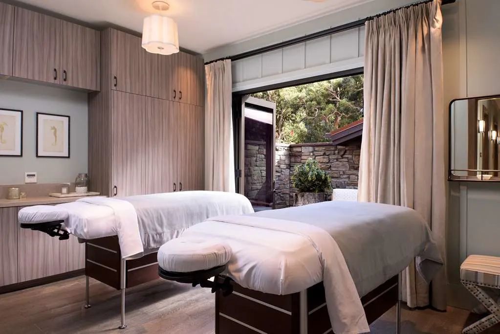 A couples' treatment room at the Sycamore Spa